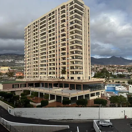 Modern Design & Panoramic Views - Fully Renovated In Playa Paraiso, Tenerife Apartment Costa Adeje (Tenerife)