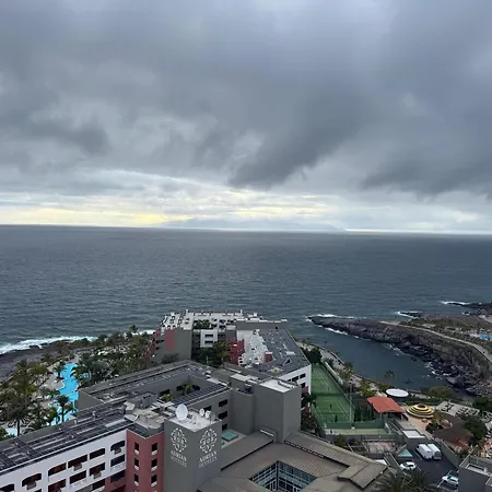 Modern Design & Panoramic Views - Fully Renovated In Playa Paraiso, Tenerife *