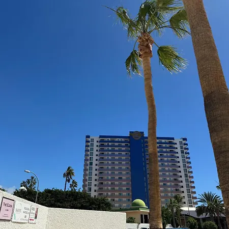 Modern Design & Panoramic Views - Fully Renovated In Playa Paraiso, Tenerife Apartment *